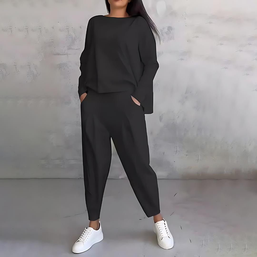 BYRACHELHART | Comfortable Two-Piece Set